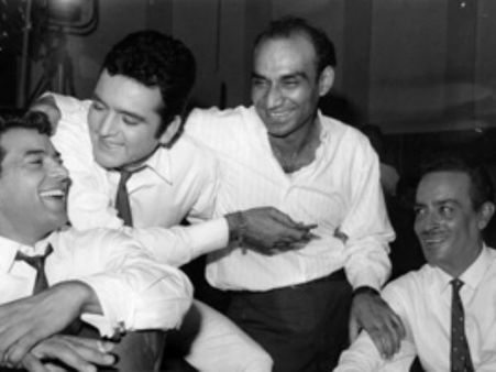 ધર્મેન્દ્ર સાથે