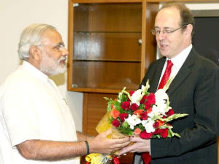 અમદાવાદમાં ડે. હાઇ કમિશનરની ઑફિસ ખોલવા મોદીની બેવન સમક્ષ રજૂઆત
