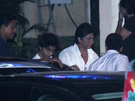 યશનું નિધન થતાં લીલાવતી હૉસ્પિટલે ઉમટ્યું બૉલીવુડ