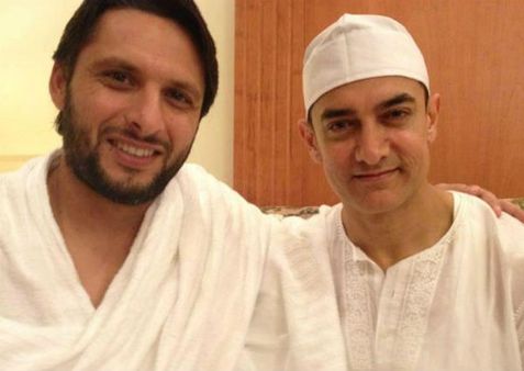 મક્કામાં આમિર ખાનનો ભેટો થઈ ગયો આફ્રિદી સાથે