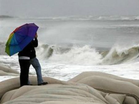 અમેરિકામાં 'સેંડી' તોફાનનો કહેર, અનેક રાજ્યોમાં ઇમરજન્સી