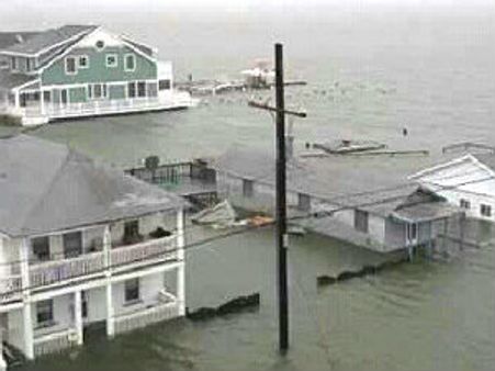 મધ્ય એટલાન્ટિક પહોચ્યું 'સેંડી'તોફાન, અત્યાર સુધી 16ના મોત