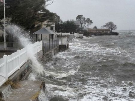 તસવીરોમાં: 'સૅન્ડી' એ રોકી અમેરિકાની રફતાર