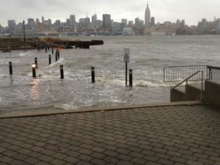 ભારતીય બાળકો અમેરિકામાં તોફાનમાં ફસાયા