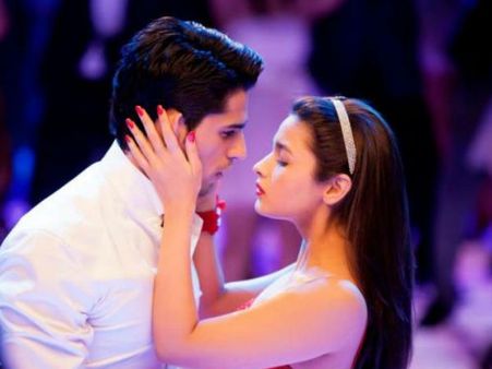 રાધાને સેક્સી કહેતાં એસઓટીવાય વિરુદ્ધ કેસ દાખલ