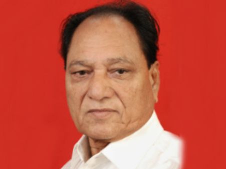 ભાવસિંહ રાઠોડે ભાજપ છોડી ફરી કોંગ્રેસનો હાથ ઝાલ્યો