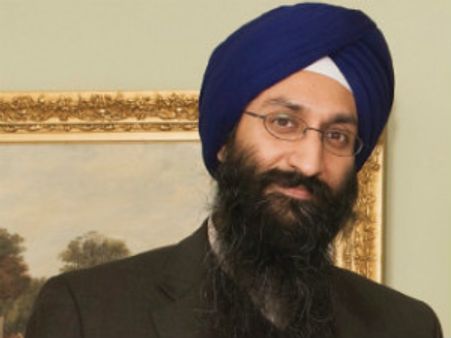 'આકાશ' ટેબલેટ બનાવનારા સુનીત ફોર્બ્સની યાદીમાં