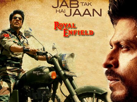 જુઓ તસવીરો : જેટીએચજેમાં શાહરુખની શાહી સવારી