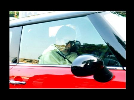 pics: દાદૂ પોતે ડ્રાઇવ કરી લાવ્યાં આરાધ્યાની ગિફ્ટ