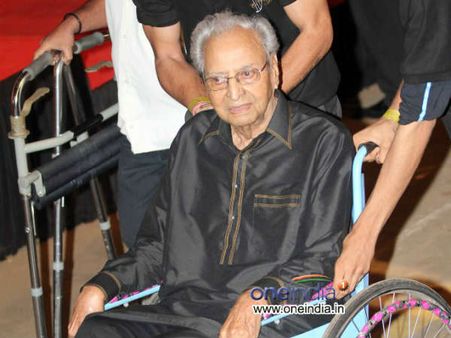 અમિતાભની બર્થ ડે પાર્ટીમાં પ્રાણ