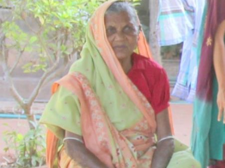 ૧૦૨ વર્ષની ઉંમરના વસાવા પુનુબેન ૧૦૨ વર્ષની ઉંમરના વસાવા પુનુબેન