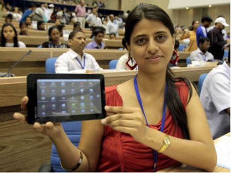 ખરેખર! આકાશ-2 ટેબલેટ મેઇડ ઇન ચાઇના ?