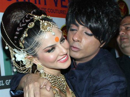 ચુંબન ચોળ્યુ