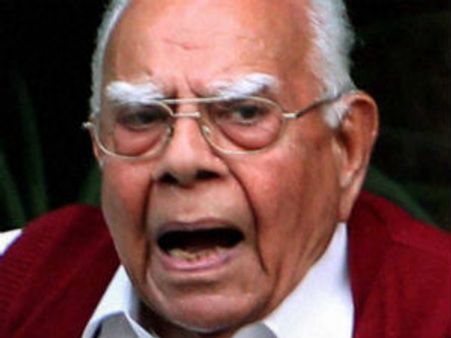 ગડકરીએ ભાજપને બરબાદ કરી નાંખ્યું છેઃ જેઠમલાણી