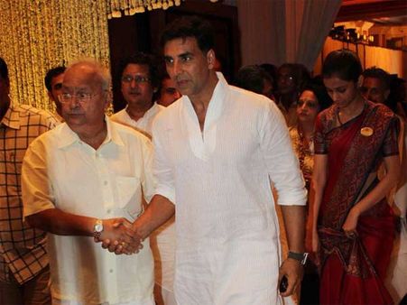 રાજેશ ખન્નાની અંતિમ યાત્રા