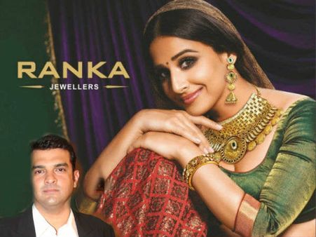 Pics : વિદ્યાના સપનાનું ઘર શણગારતાં સિદ્ધાર્થ