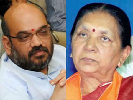 આનંદીબેન, અમિત શાહ સહિત ભાજપના દિગ્ગજોએ ઉમેદવારીપત્ર ભર્યાં
