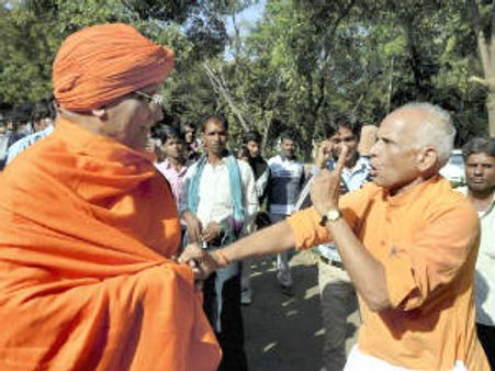 સ્વામી અગ્નિવેશ સાથે થઇ મારપીટ