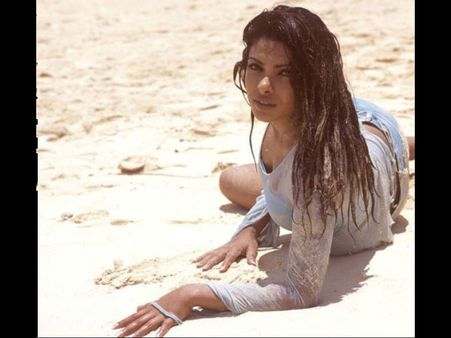 હૉટ અદાઓ હૉટ અદાઓ