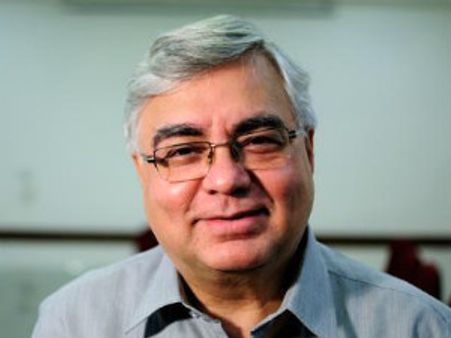 પાર્થસારથી શોમ નાણા પ્રધાનના સલાહકાર તરીકે નિમાયા