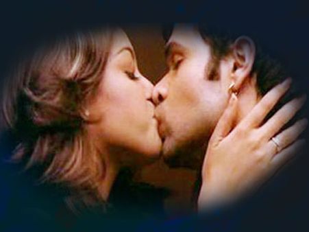 આશિક બનાયા આપને આશિક બનાયા આપને