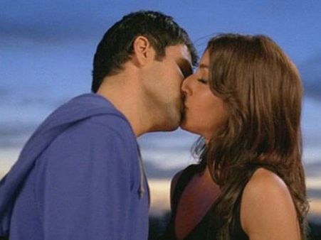 તુમ મિલે તુમ મિલે