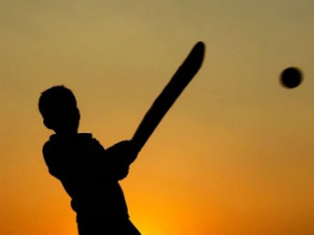 3. આઉટડોર ગેમ્સ રમવા માટે કહો