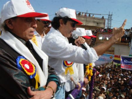 ગુજરાત ચુંટણી: કડીમાં પૈસા ફેંકો તમાશા દેખો જેવી સ્થિતી