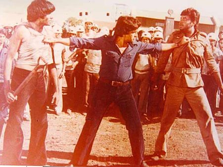 સલામત રહે દોસ્તાના હમારા...