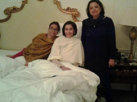 દુઆઓ રંગ લાવી, મનીષા ઉપર સફળ સર્જરી