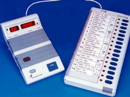 ગુજરાતનું ગામ જ્યાં મત નહીં આપનારે ભરવો પડે છે દંડ