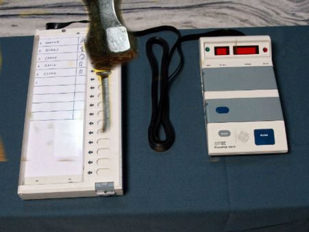 Exclusive : કોના કૉફિનમાં ઠોકાશે છેલ્લો ખીલો ?