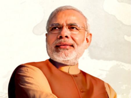 મોદી પહોંચ્યા ભાજપ કાર્યાલય : મતદાનના ટ્રેન્ડની સમીક્ષા કરશે