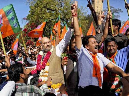 ઉજવણીમાં ઘેલું બન્યું ગુજરાત