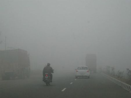 ગુજરાતમાં ઠંડીનું મોજું, નલિયા 3.4 ડિગ્રી સાથે ઠંડુગાર