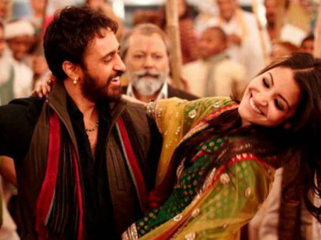 મંડોલની બિજલીને મટરૂ આપી રહ્યો છે ટ્યુશન