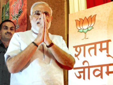 ગુજરાતના મંત્રીમંડળ માટે આ નેતાઓએ લીધા શપથ