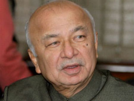 તેલંગાણા અંગે એક મહિનનાની અંદર નિર્ણયઃ શિંદે