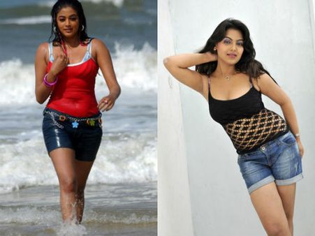 સેલિબ્રિટીઝ ઇન જીન્સ