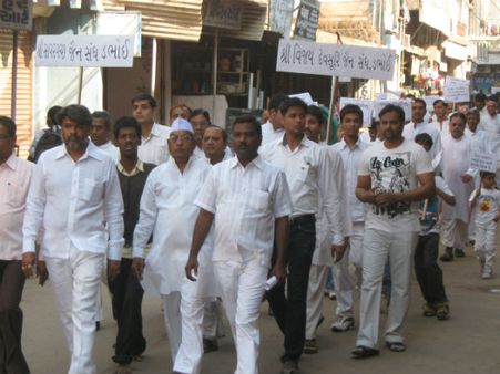 ડભોઇમાં જૈન સમાજની રૈલી