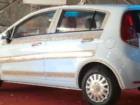 હીરા જડીત કારે મોહી લીધાં