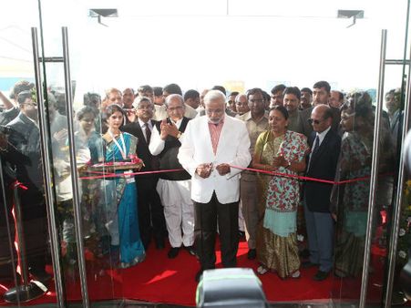 'નરેન્દ્ર મોદીએ ગુજરાતને આપી 'ગિફ્ટ વન' 