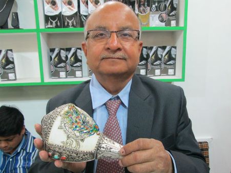 'ધબકતા ગુજરાત'માં અનમોલ વસ્તુઓનો 'શંખનાદ'