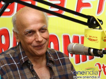 હવે મહેશ ભટ્ટે ઓક્યું ઝેર, મોદીને ગણાવ્યા કોમી