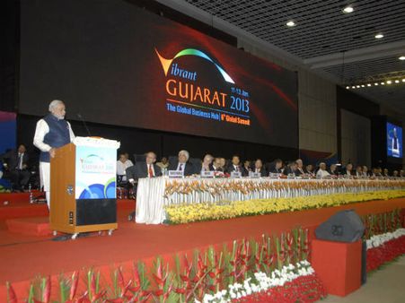 વાઇબ્રન્ટ ગુજરાત ગ્લોબલ સમિટ 2013નું ઉદઘાટન સમારંભ વાઇબ્રન્ટ ગુજરાત ગ્લોબલ સમિટ 2013નું ઉદઘાટન સમારંભ