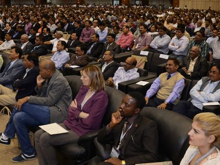 મોદીના હસ્તે બેસ્ટ એમએસએમઇ એવોર્ડ આપાયા