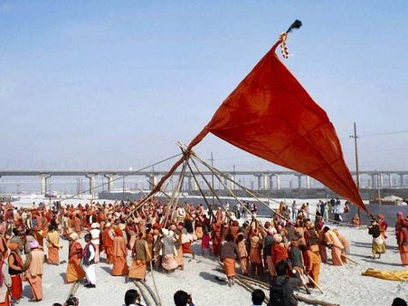 દુનિયાનો સૌથી મોટો ધાર્મિક મેળો એટલે કુંભનો મેળો