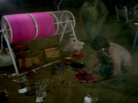 પતંગ બજારમાં જામી પતંગ રસિકોની ભીડ