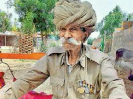 હજારો જવાનોના જીવ બચવાનારા રણછોડ પગીનું નિધન