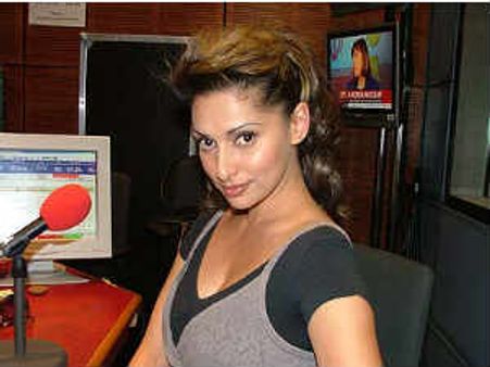 જાણીતાં વીજે સોફિયા હકનું લંડન ખાતે નિધન